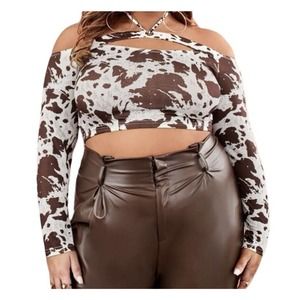 NWOT: Graphic Print Cut Out Detail Halter Top